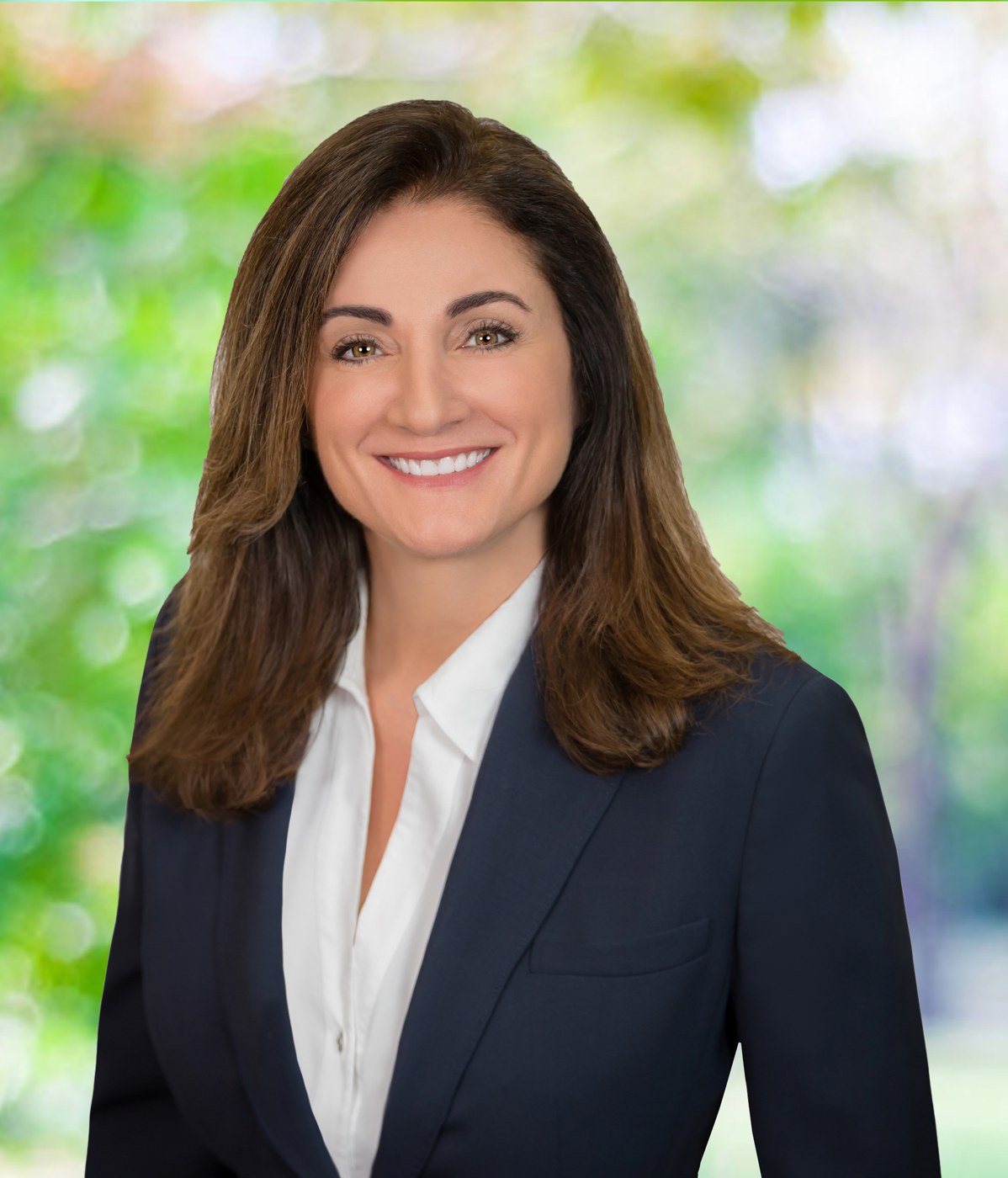 Stacie Ahee, Principal Agent at Luxe Lifestyles